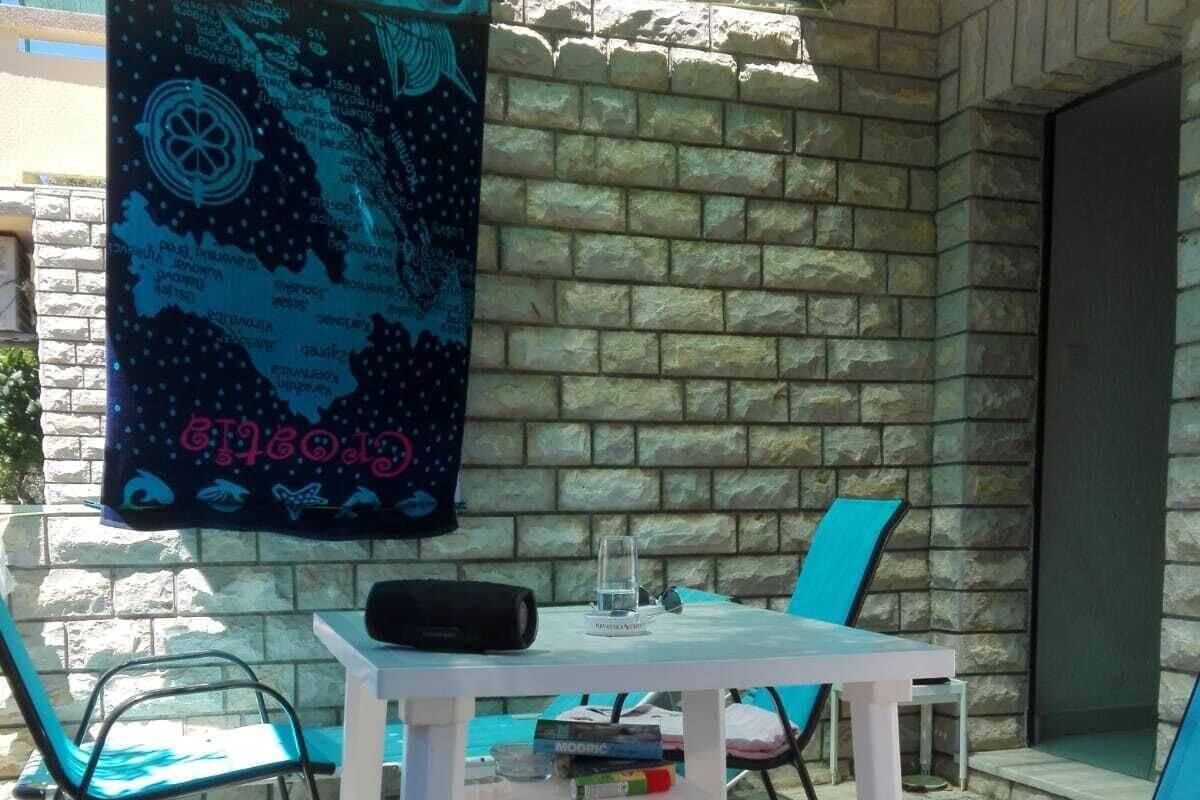 开间 (A2) | 露台