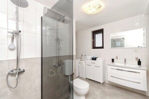 Apartment (A1) | Bathroom | Shower - Apartments Peaceful Port (Tribunj)