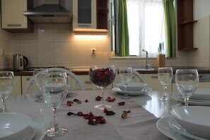 Apartment (A1) | Dining - Apartment Marijela (Vela Luka)