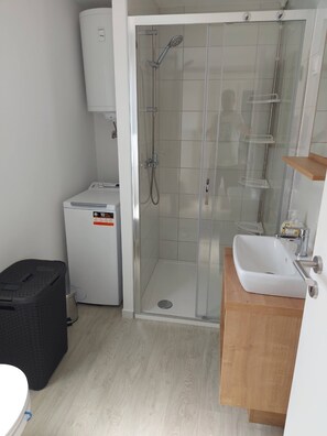 Ferienhaus | Badezimmer | Dusche