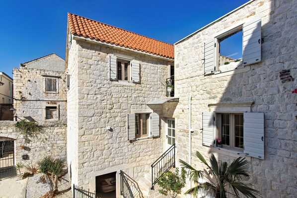 Building design - House Marijeta and Tonka (Trogir)