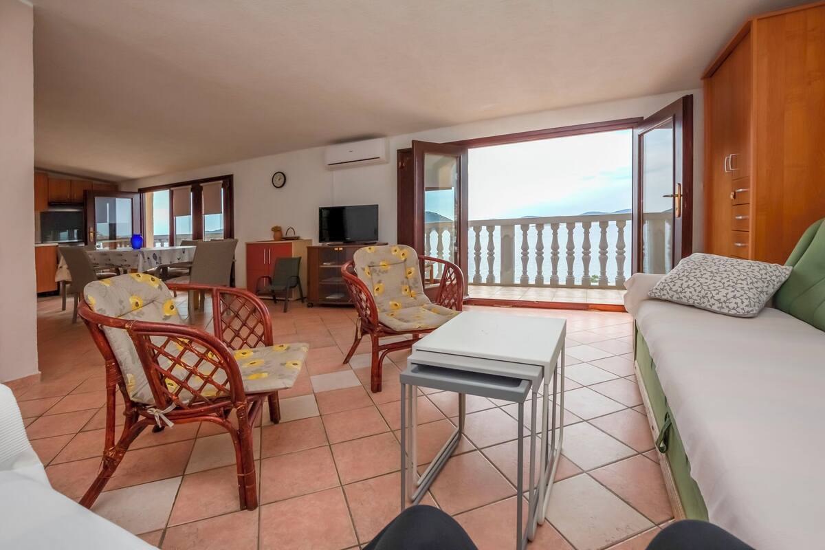 Apartment (A3) | Living room