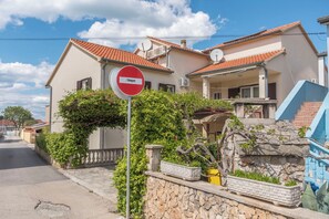 Breakfast meal - Apartments Murter Jurjako (Murter-Kornati)
