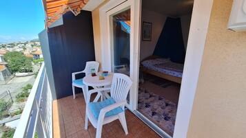 Apartamento (A1) | Sacada