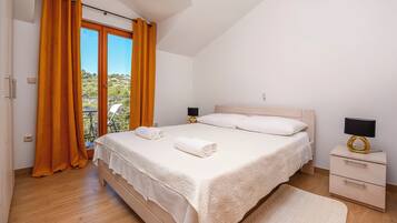 Apartment (A2) | Iron/ironing board, free WiFi