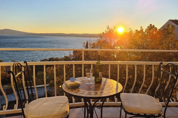 Apartment (A1) | Water view