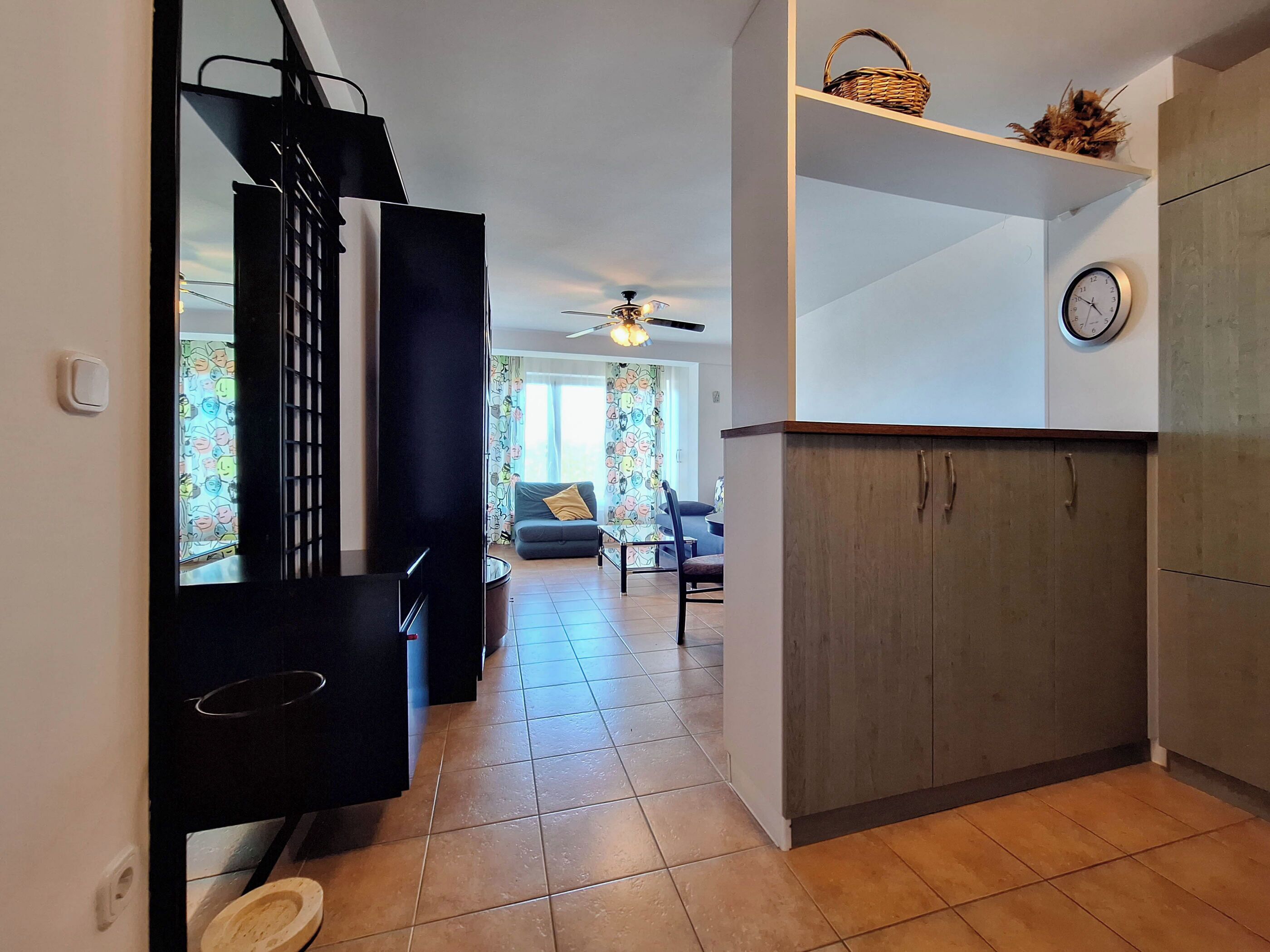 Departamento (A1) | Cocina privada | Refrigerador, microondas, horno y parrilla de estufa 