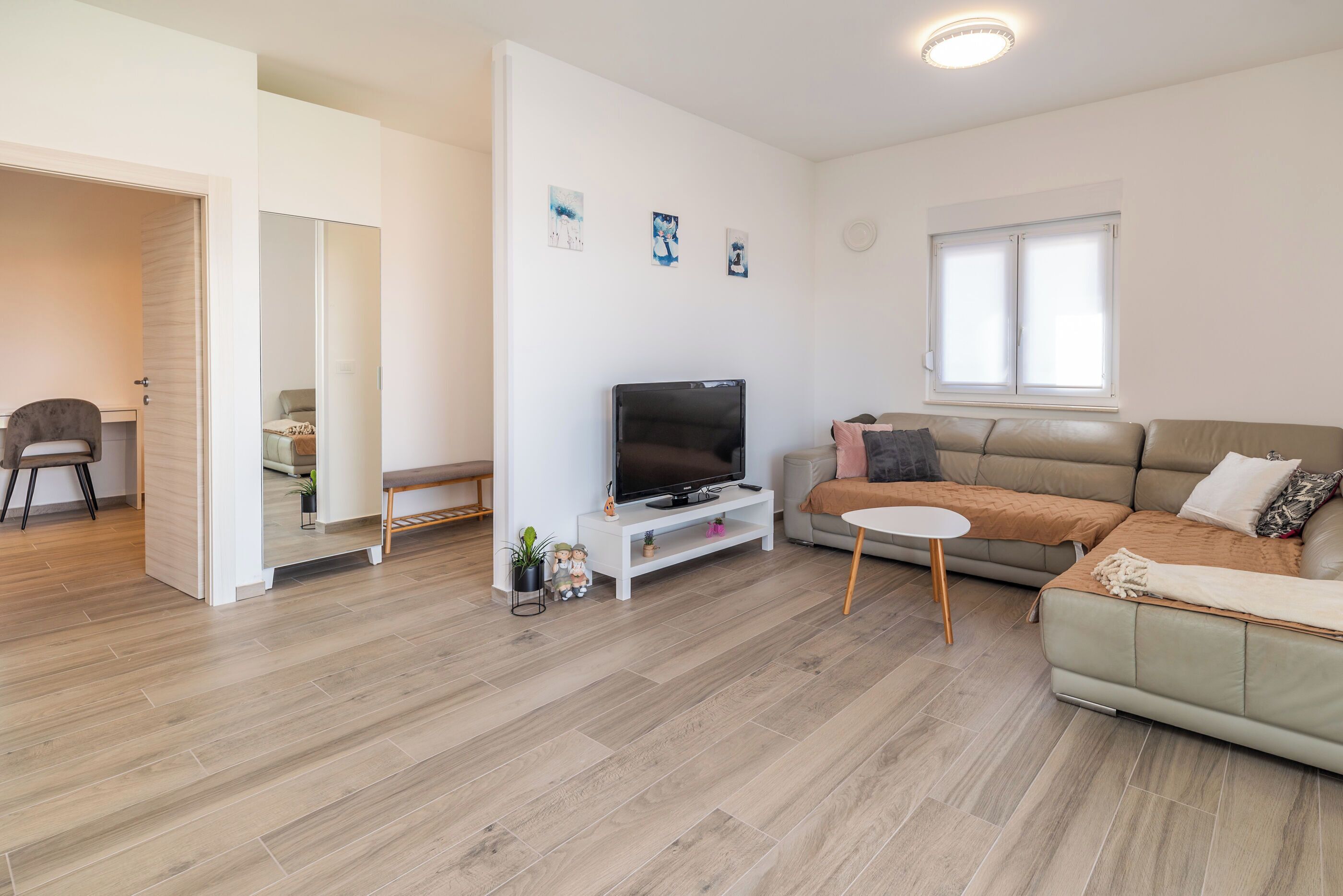 Huoneisto (A1) | Olohuone