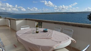 Apartamento (A2) | Vista para a água