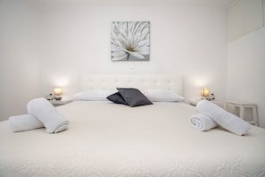 Apartamento (A1) | Ferros/tábuas de passar roupa, Wi-Fi de cortesia