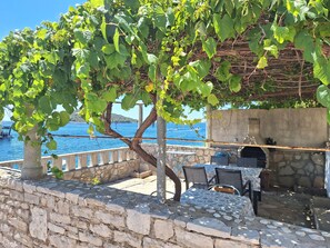 Terrace/patio - Apartments Neptun (Solta)