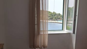 Apartamento (A1) | Vista para a água