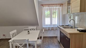 Apartment (A2) | Private kitchen | Fridge, stovetop, toaster, cookware/dishes/utensils