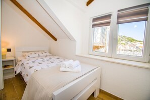 House - House Olivera (Tribunj)