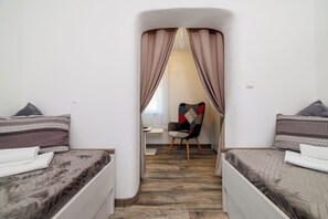 Apartment (A1) | Iron/ironing board, free cribs/infant beds, free WiFi - Apartment Lokvica (Omisalj)