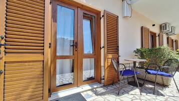 Quarto (S3) | Terraço/pátio