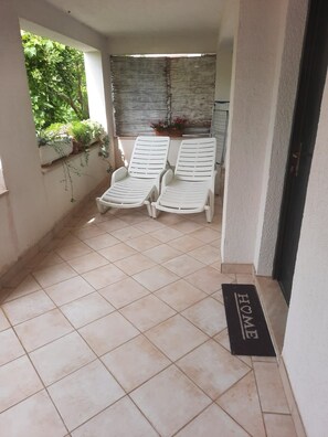 Apartment (A2) | Terrace/patio - Apartments Luna (Marina)