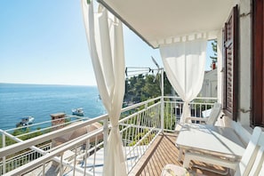 Apartamento (A1) | Sacada