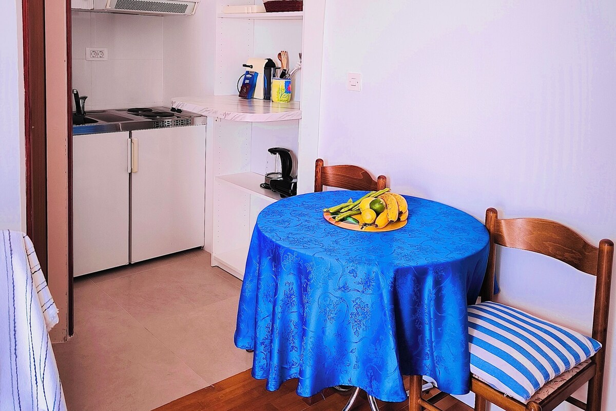 Apartment (A3) | Speisen