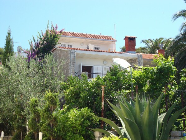 Exterior - Apartments Zlatko Slobodan (Solta)