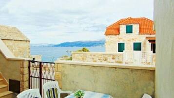 Apartment (A1) | Terrace/patio