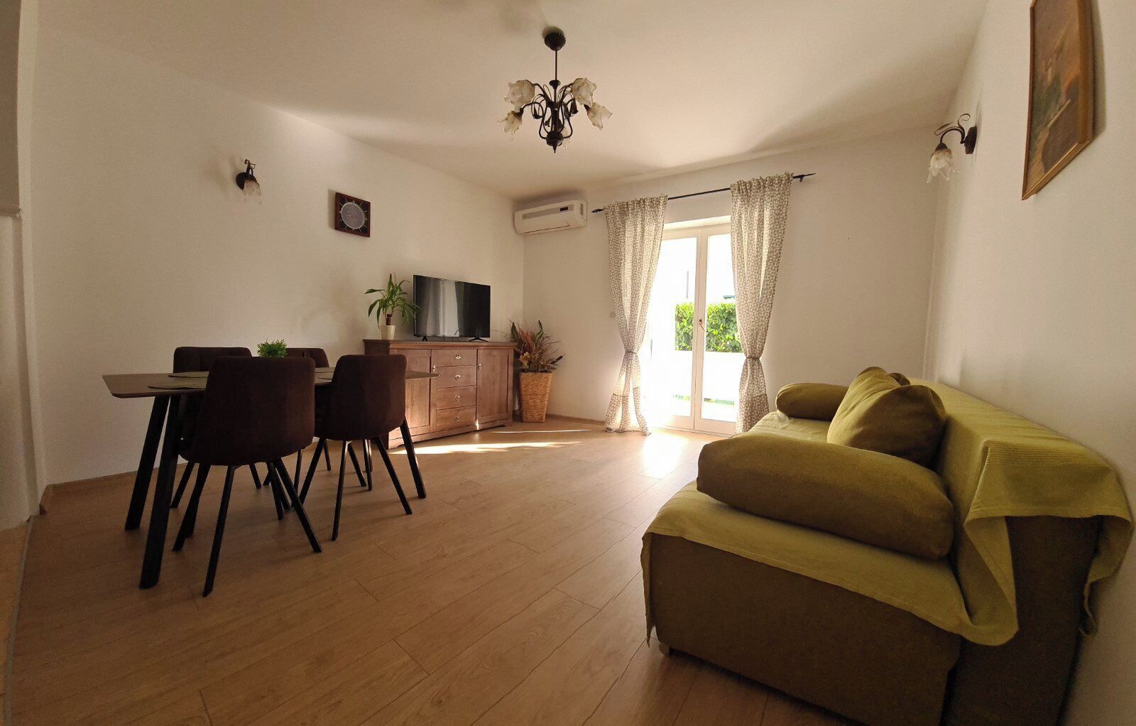 Apartment (A1) | Ruang tamu