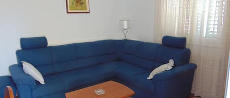 Apartment (A1) | Living room