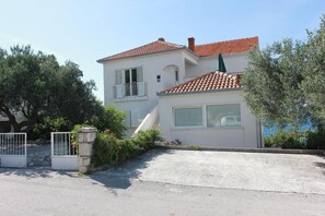 Exterior - Apartment Vinko (Postira)