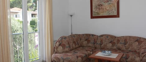 Apartment (A1) | Living room