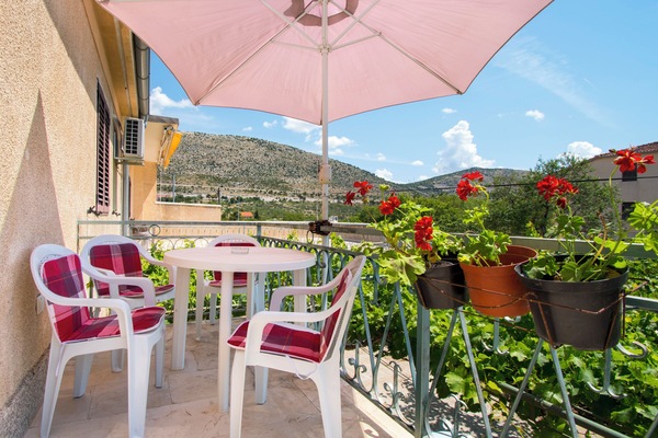 Apartment (A1) | Balcony
