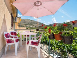 Apartment (A1) | Balcony - Apartment Stay Near Krka (Bilice)