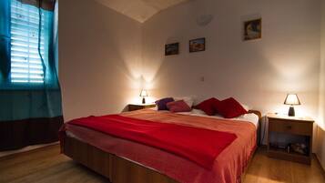 Apartment (A1) | Iron/ironing board, free WiFi