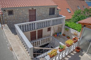 Building design - Apartments Daira (Solta)