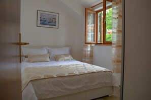 Apartment (A3) | Free WiFi - Apartments Daira (Solta)