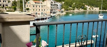 Apartments Daira