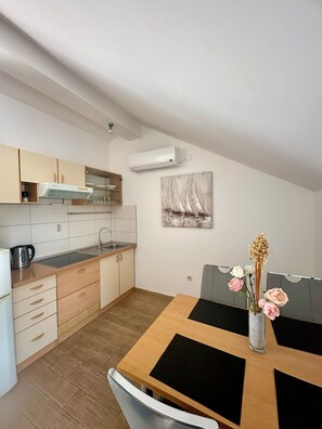 Apartment (A3) | Private kitchen | Fridge, microwave, stovetop, espresso maker - Apartments Daira (Solta)