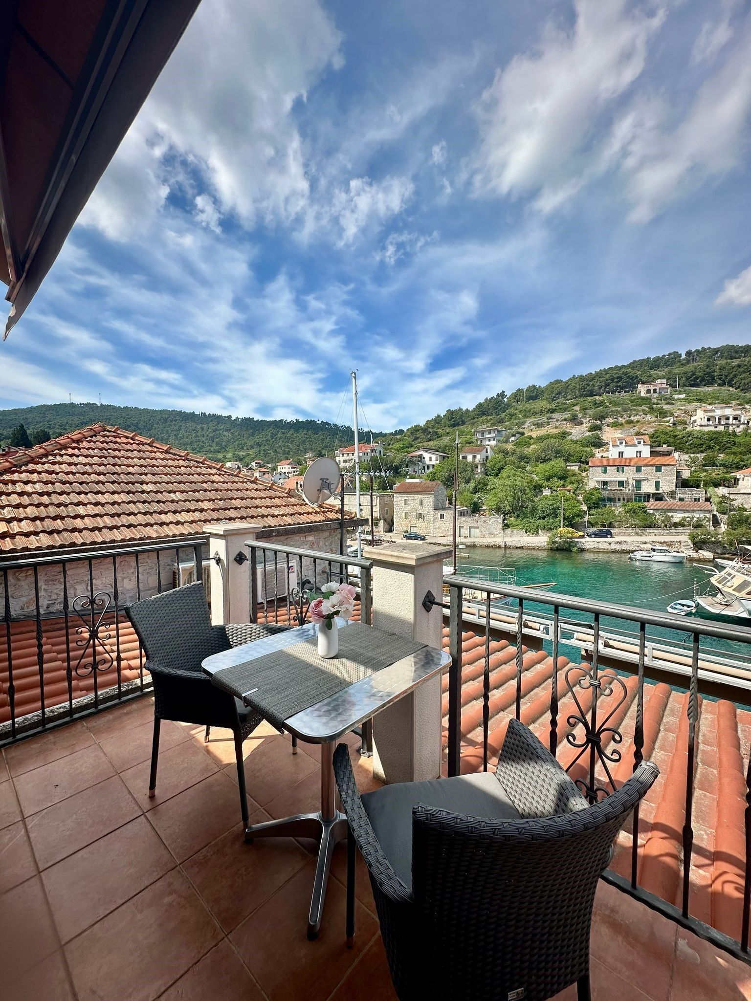 Apartment (A3) | Balcony