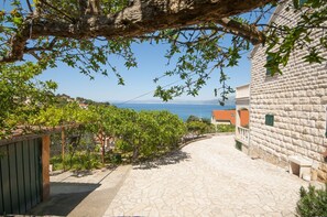 Exterior - Apartments Mira (Supetar)