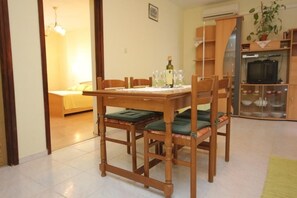 Apartment (A1) | Dining - Apartments Zoki (Vis)