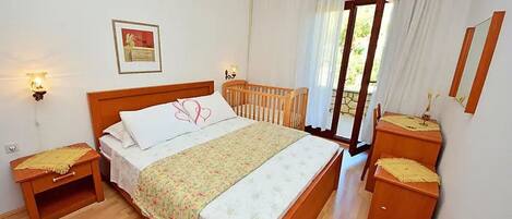 อพาร์ทเมนท์ (A1) | เตารีด/โต๊ะรีดผ้า, Wi-Fi ฟรี