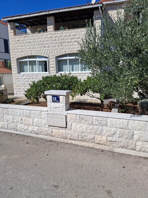 Building design - Apartments Marino (Supetar)