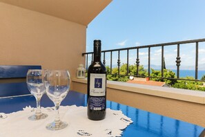 Apartment (A1) | Terrace/patio - Apartment Ana (Supetar)
