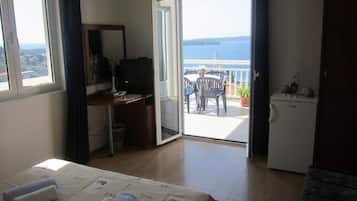 Room (S3) | Free WiFi