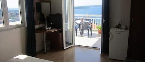 Quarto (S3) | Wi-Fi de cortesia