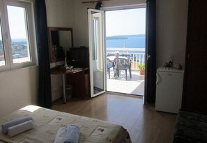 Quarto (S3) | Wi-Fi de cortesia