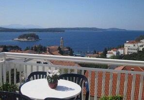 Room (S3) | Terrace/patio - Apartments and Room Dar (Hvar)