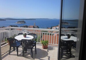 Room (S3) | Terrace/patio - Apartments and Room Dar (Hvar)