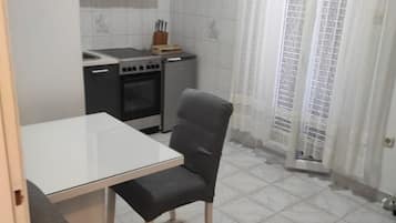 Apartment (A1) | Speisen