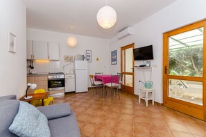 Apartment (A1) | Ruang tamu