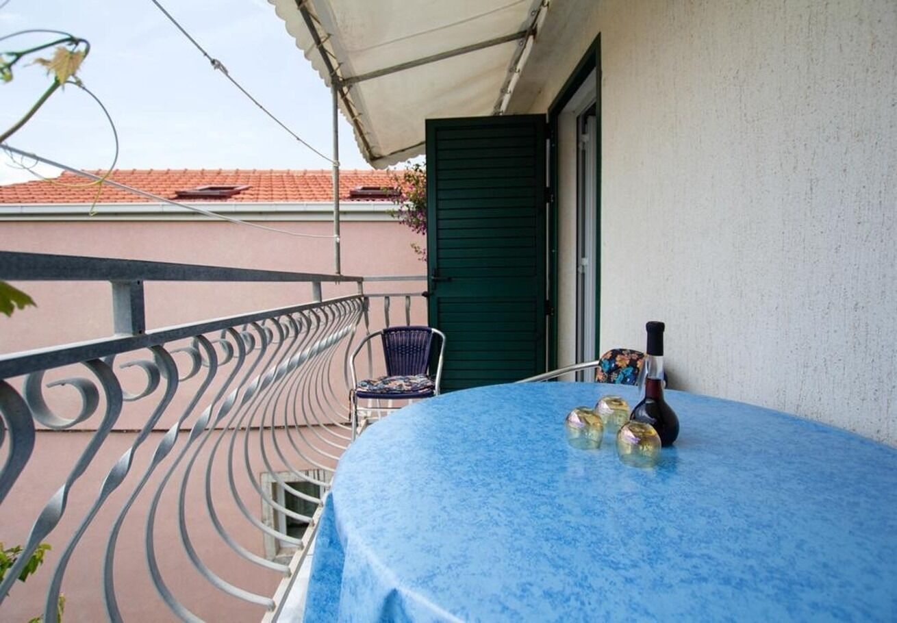 Apartment (A7) | Balcony